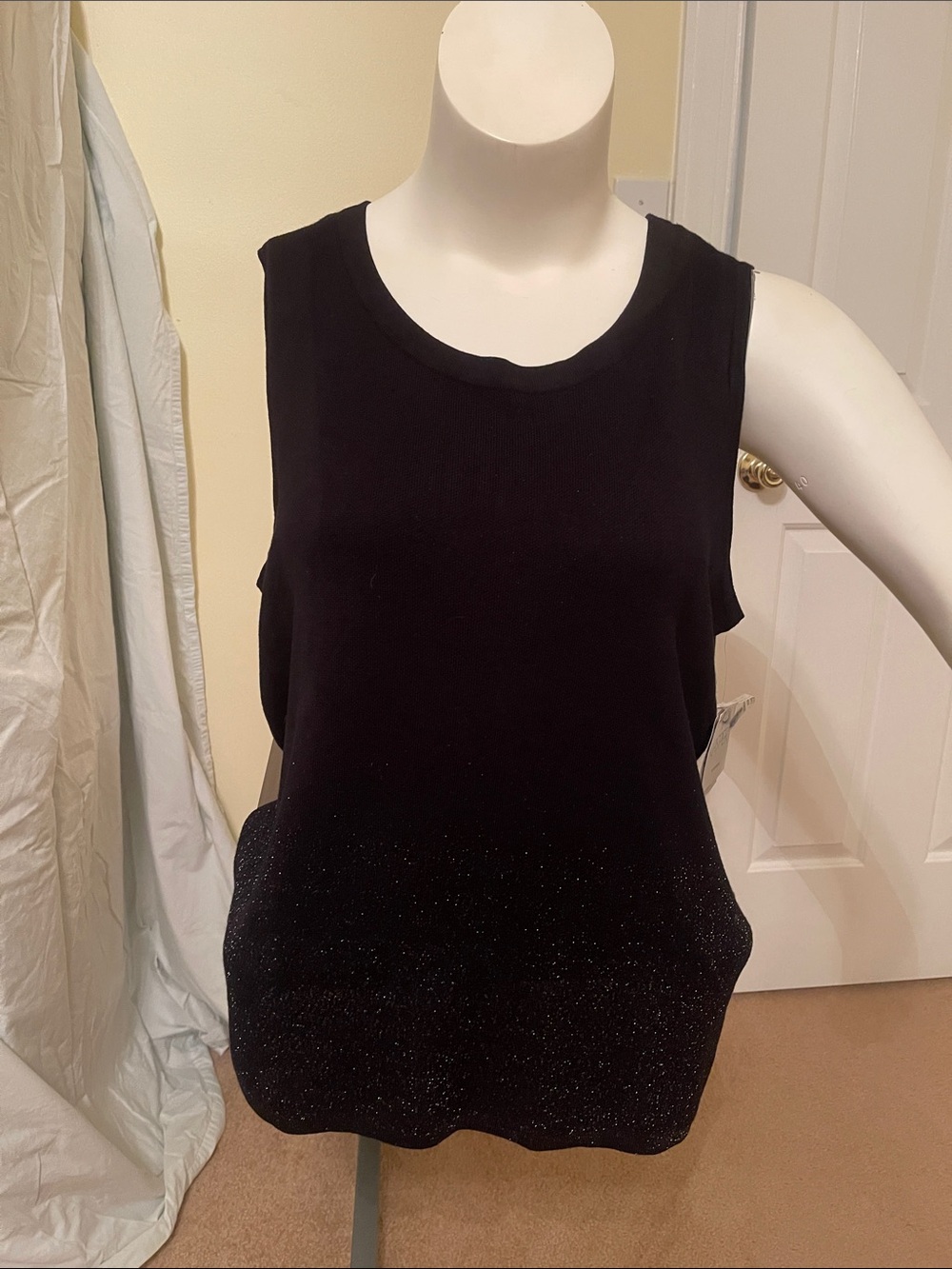 Kasper Black Sleeveless Sparkle Tank Top